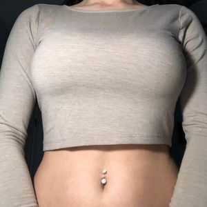 Long sleeve crop top